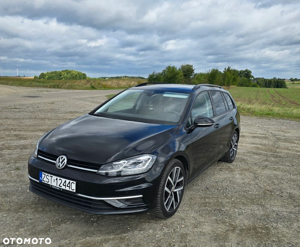 Volkswagen Golf - 11