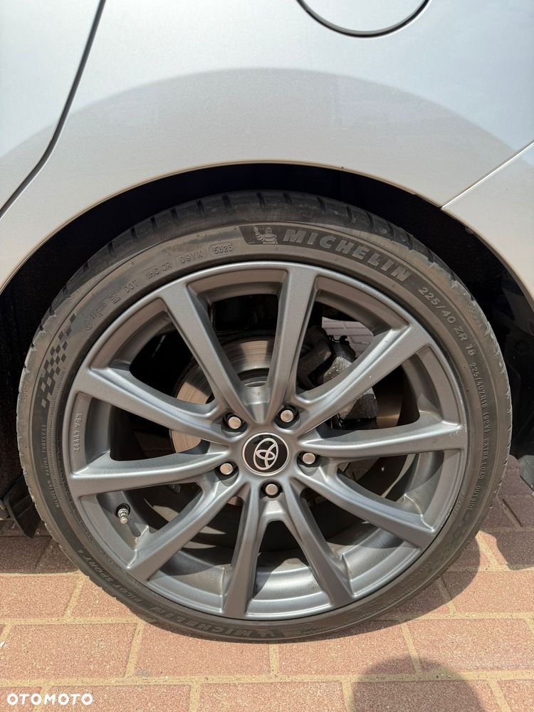 Toyota Auris - 13