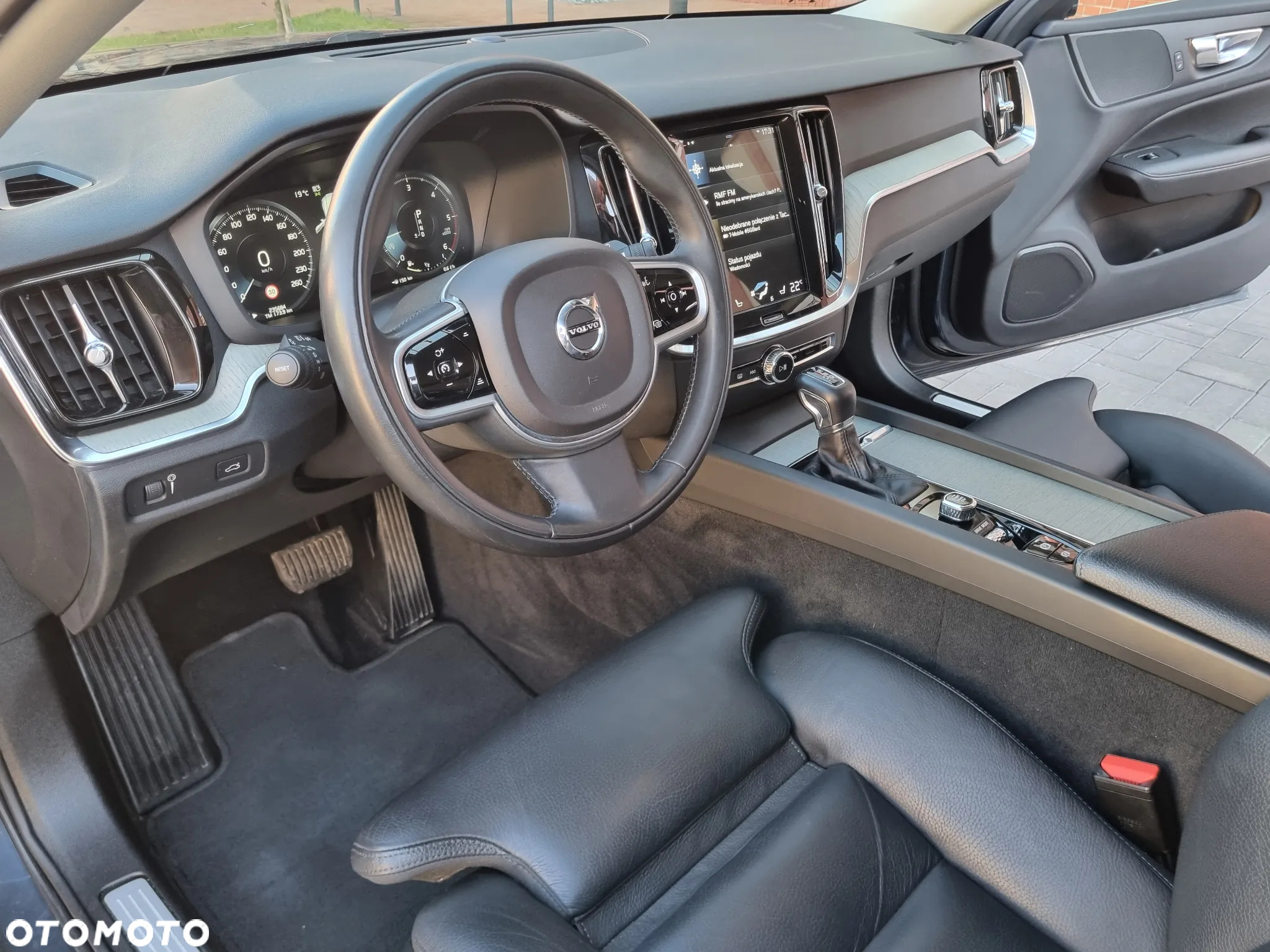 Volvo V60 D4 Inscription - 32