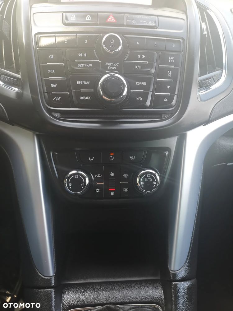 Opel Zafira - 17