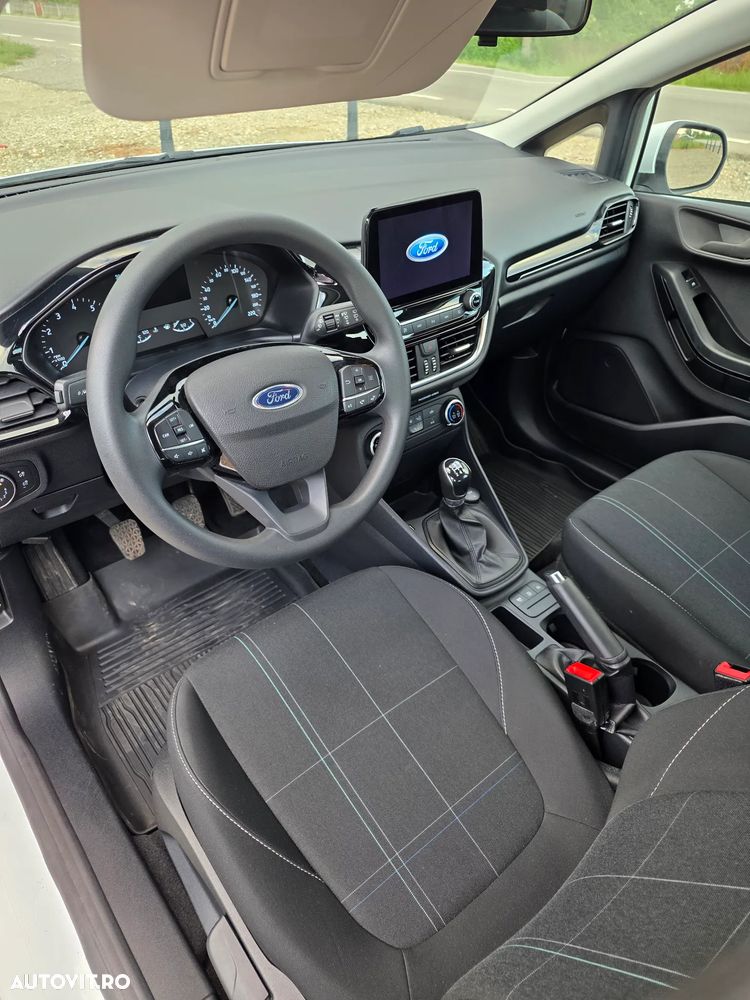 Ford Fiesta - 23