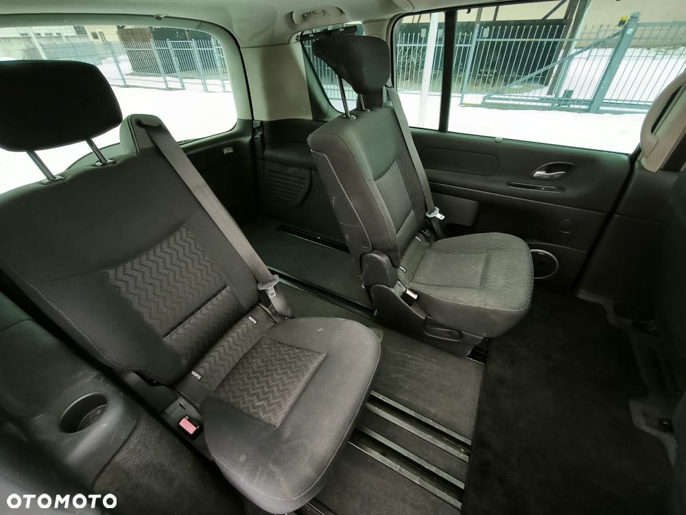 Renault Espace 2.0 dCi Impulsion - 11