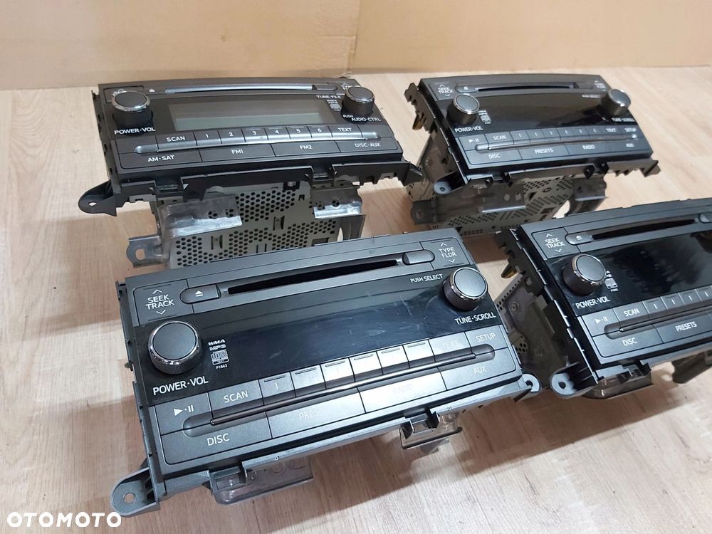 TOYOTA SIENNA radio CD oryginał - 3