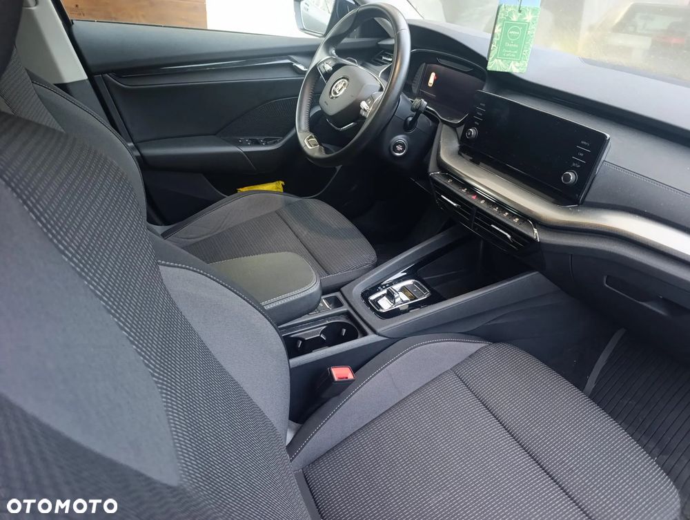 Skoda Octavia 2.0 TDI Ambition DSG - 23