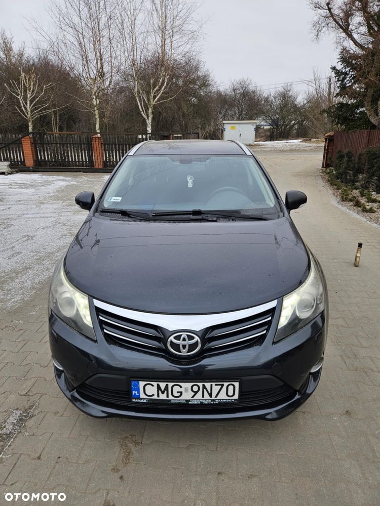 Toyota Avensis 2.0 D-4D Premium - 1