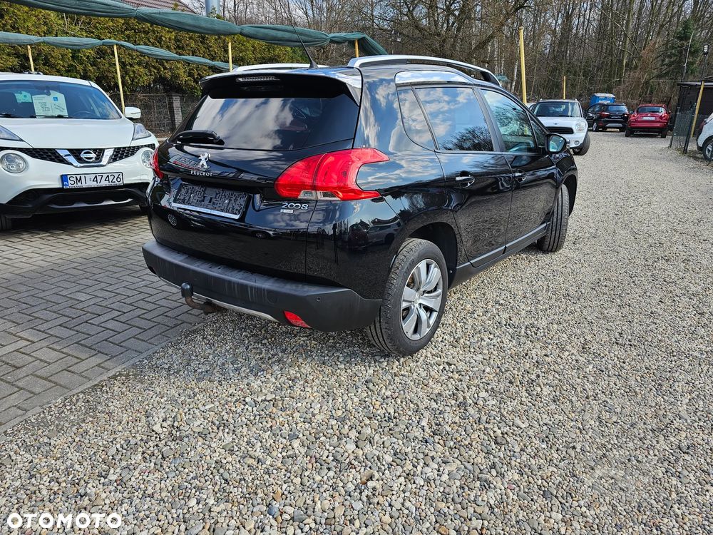 Peugeot 2008 PureTech 82 Style - 2