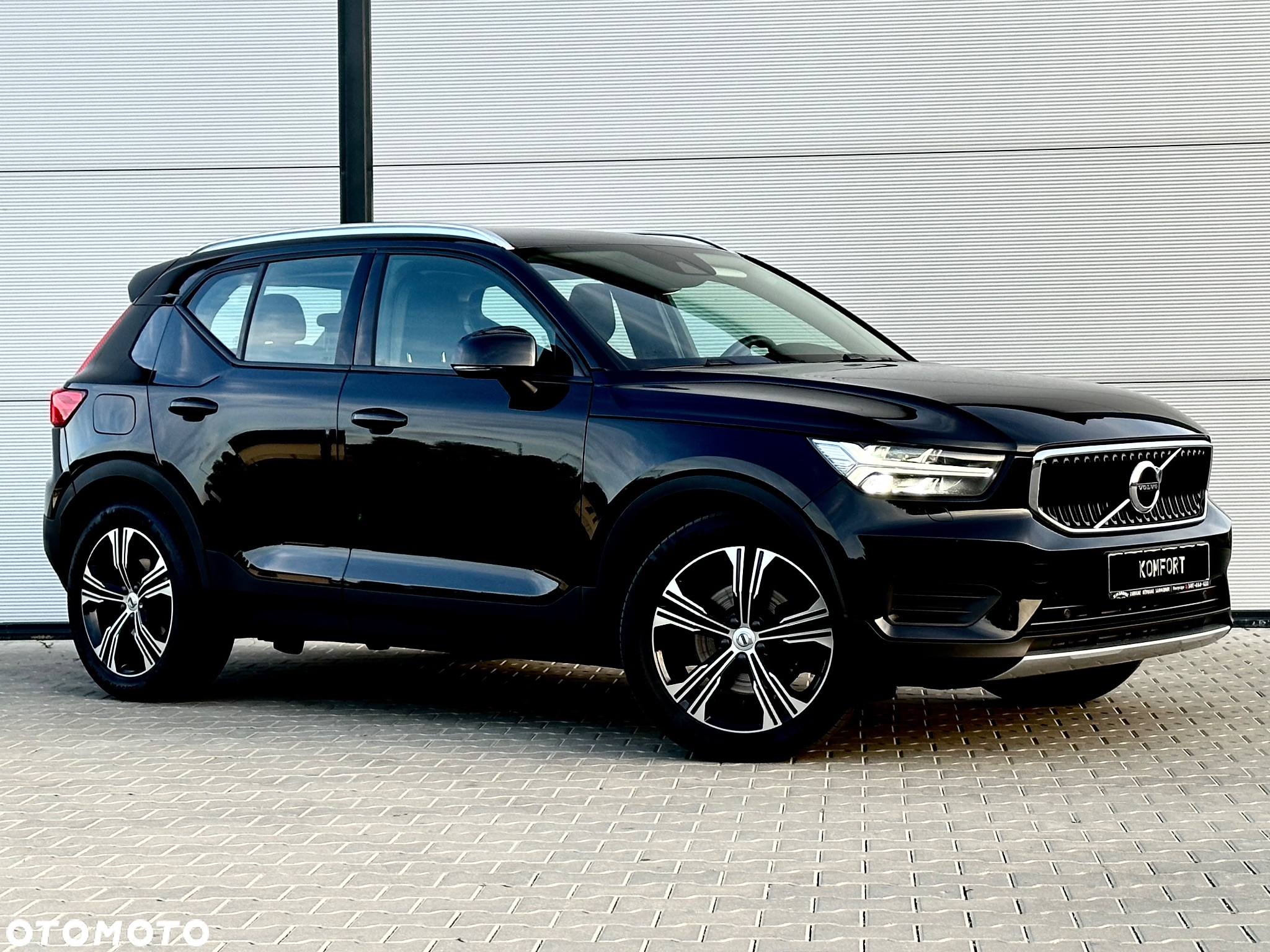 Volvo XC 40 D4 AWD Momentum Pro - 9
