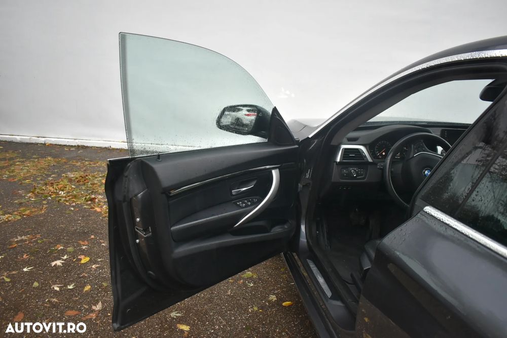 BMW Seria 3 320d xDrive AT - 9