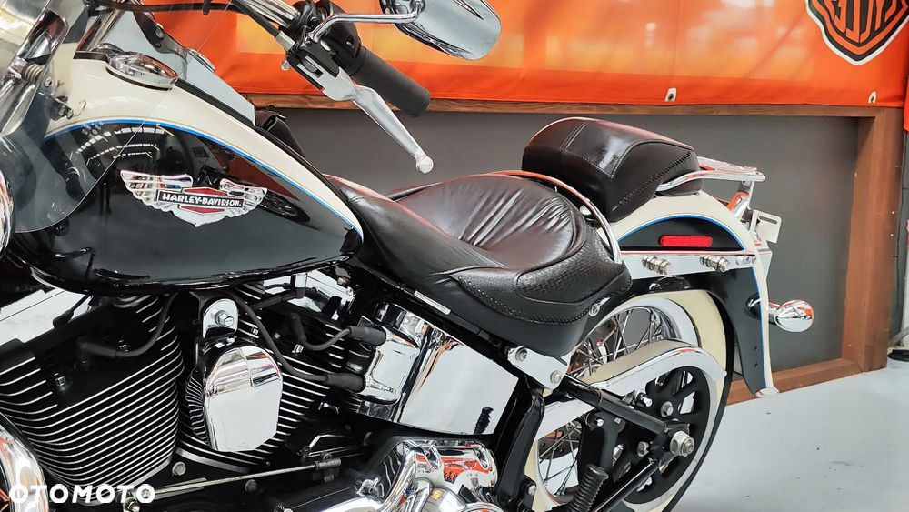 Harley-Davidson Softail Deluxe - 19