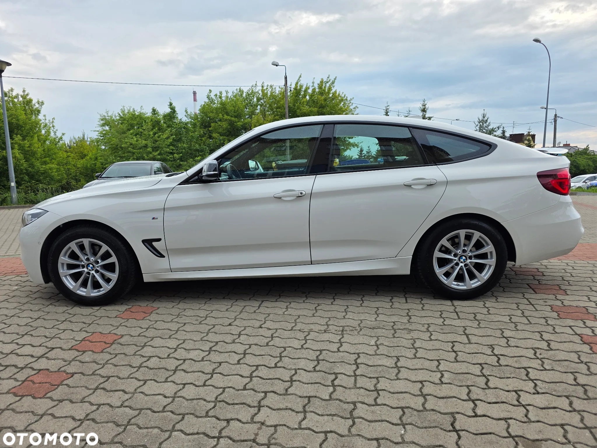 BMW 3GT 320i GPF M Sport sport - 23