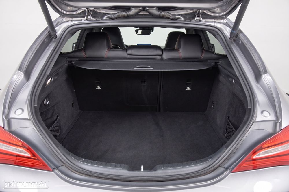 Mercedes-Benz CLA 220 d 7G-DCT AMG Line - 13