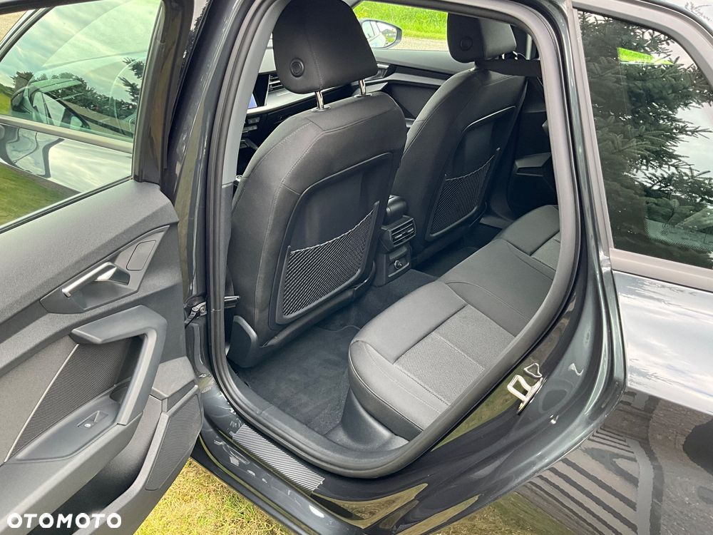 Audi A3 Sportback 35 TFSI S tronic advanced - 10