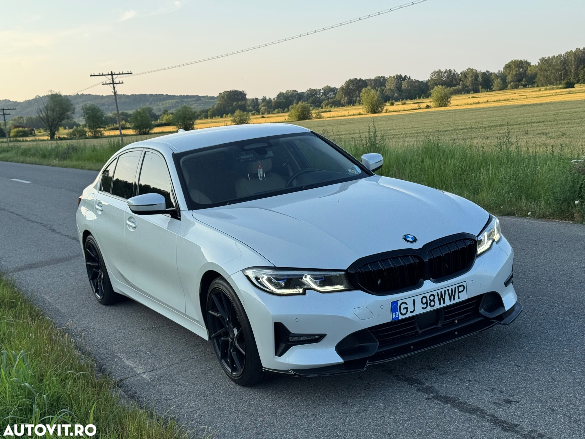 BMW Seria 3 320i GT Aut. Sport Line - 2