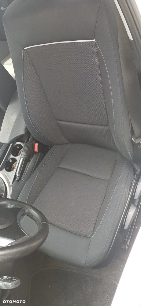 BMW e87 Fotele kanapa boczki - 1