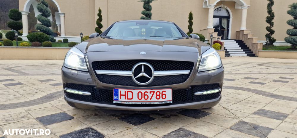 Mercedes-Benz SLK 250 CDI (BlueEFFICIENCY) - 24
