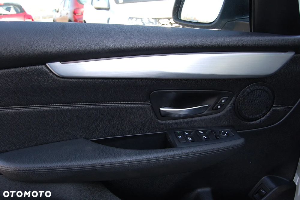 BMW Seria 2 218d GT Luxury Line - 32