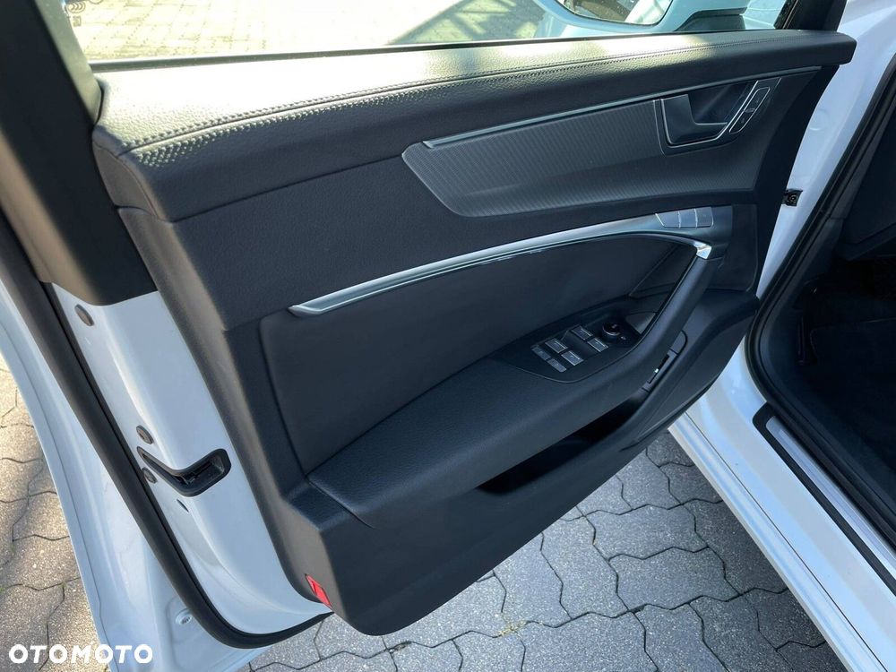 Audi A6 Avant - 20