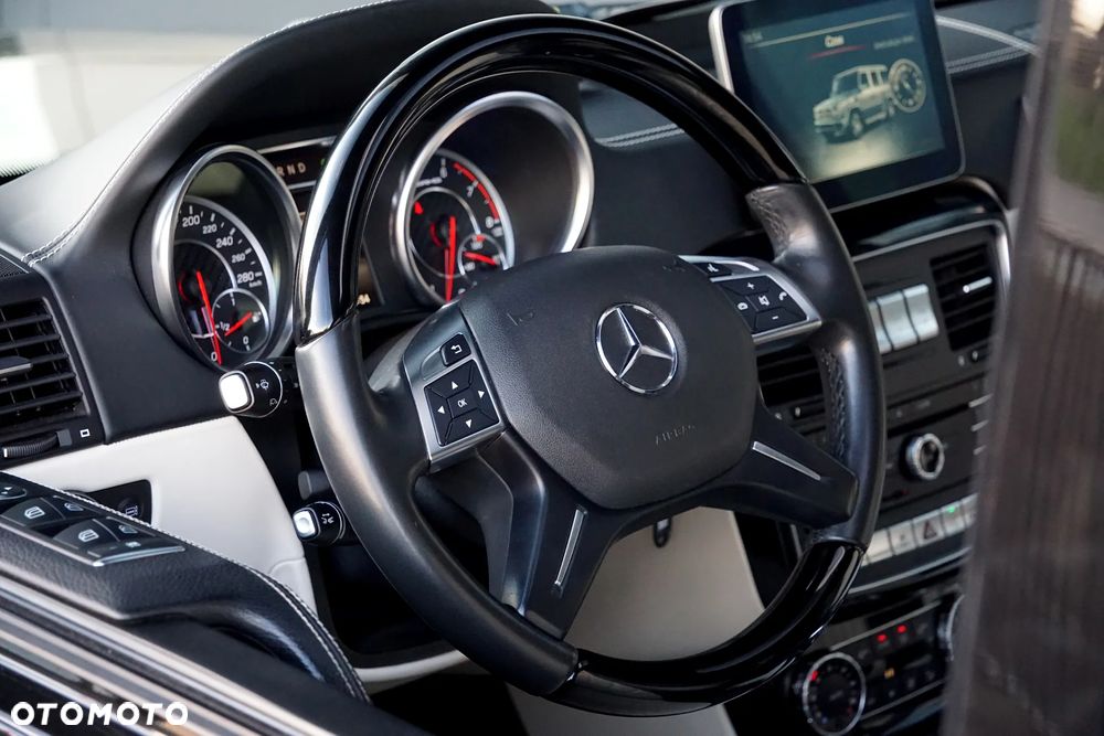 Mercedes-Benz Klasa G AMG 63 AMG SPEEDSHIFT 7G-TRONIC - 20