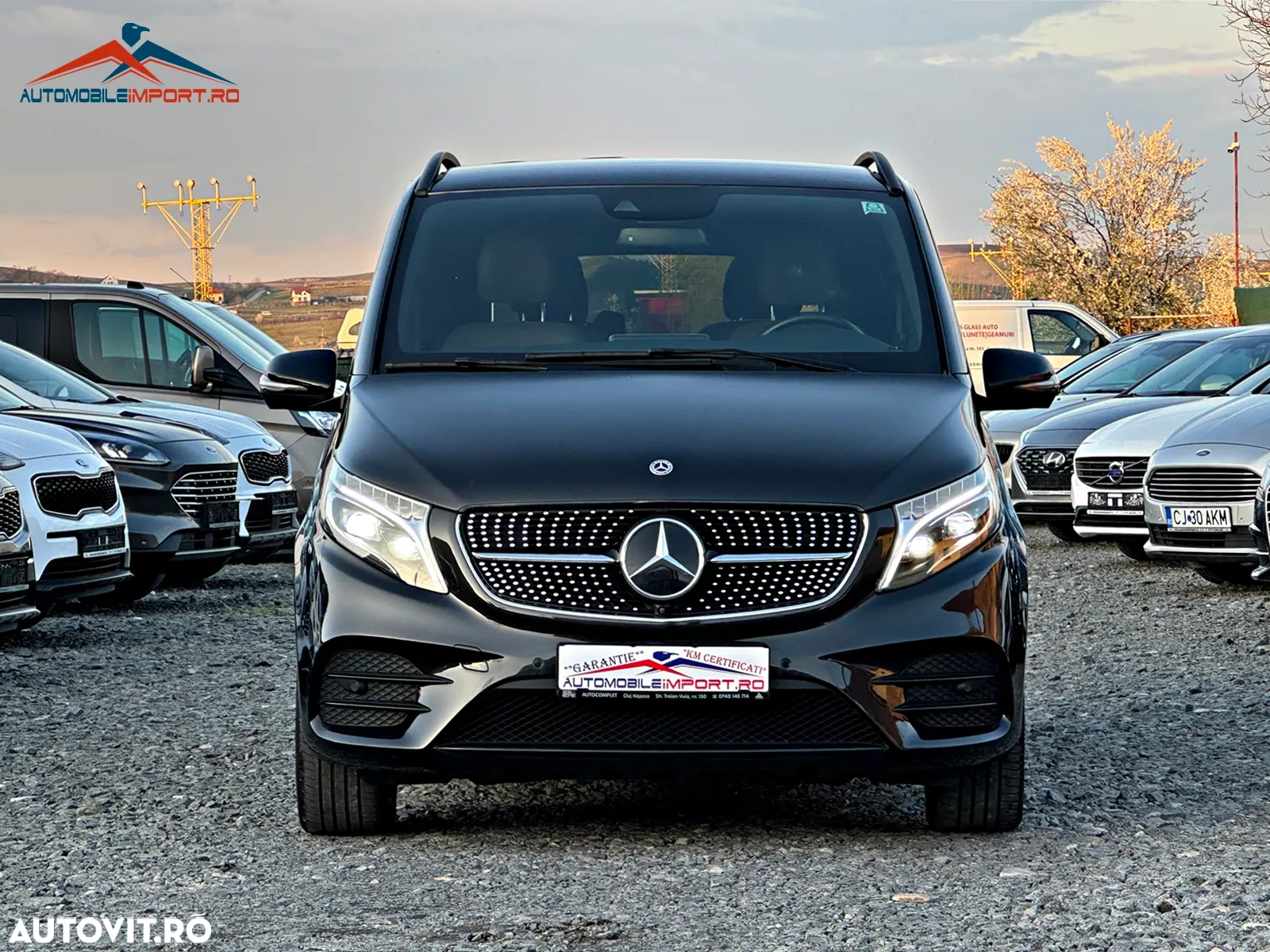 Mercedes-Benz V 300 d lang 4Matic 9G-TRONIC Exclusive Edition - 23