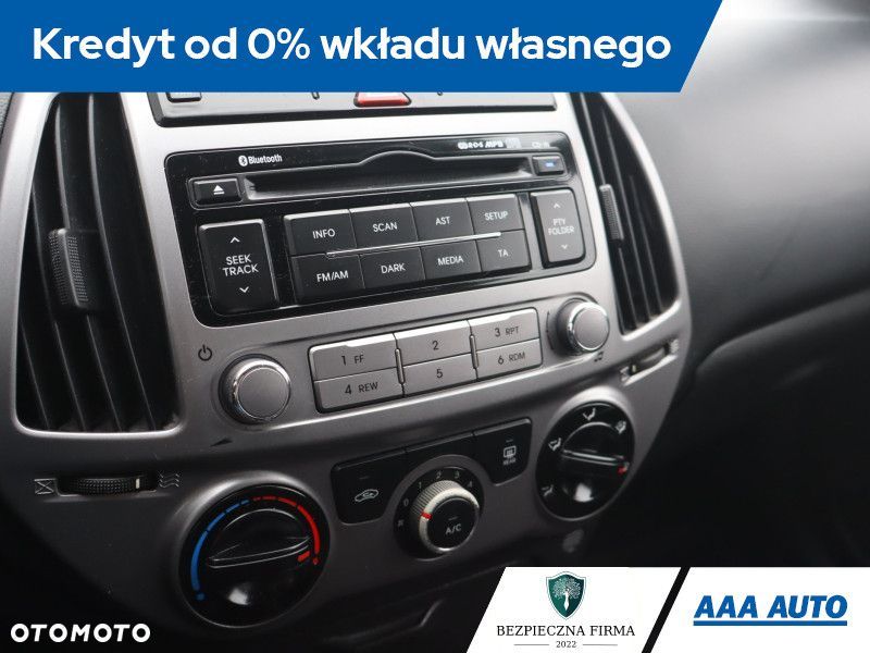 Hyundai i20 - 14
