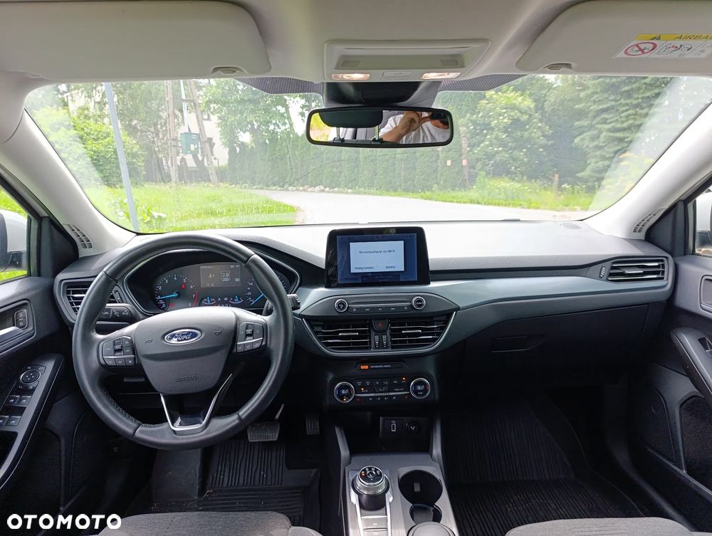 Ford Focus - 8