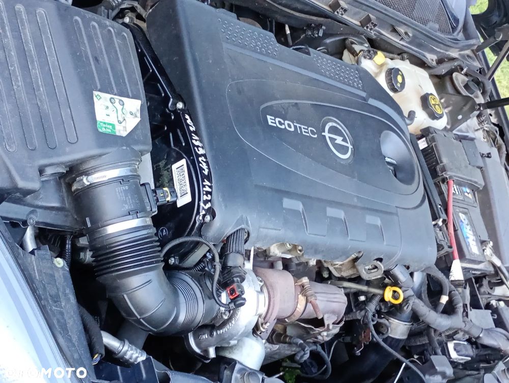 Opel Insignia - 17