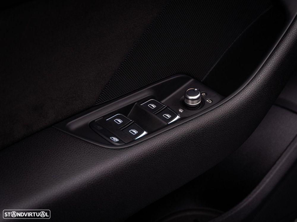 Audi A3 Sportback 2.0 TDI S-line S tronic - 8