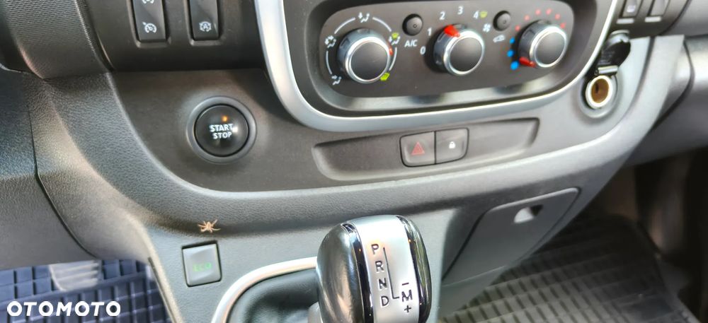 Renault Trafic - 17
