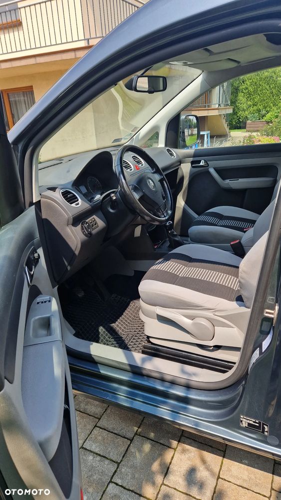 Volkswagen Caddy Life - 8