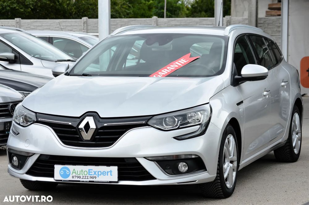 Renault Megane 1.5 dCi Dynamique Aut. - 11