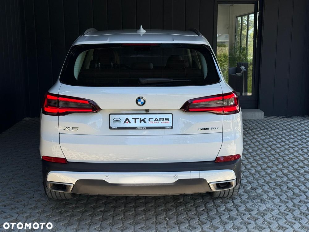BMW X5 xDrive40i mHEV - 6