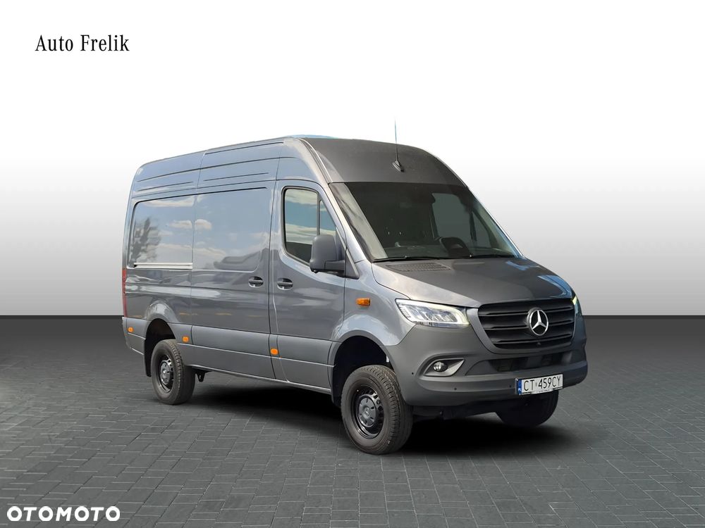Mercedes-Benz Sprinter 319 4x4 - 7