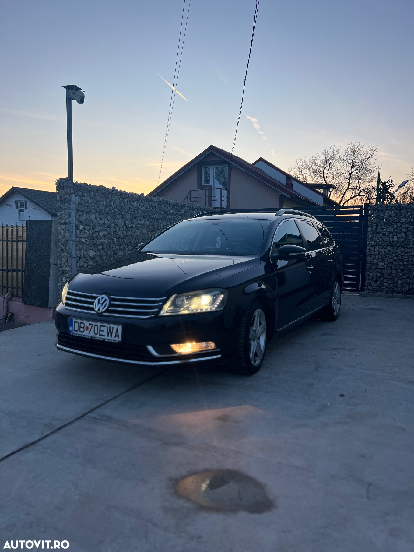 Volkswagen Passat Variant 2.0 TDI Blue TDI DSG Comfortline - 3