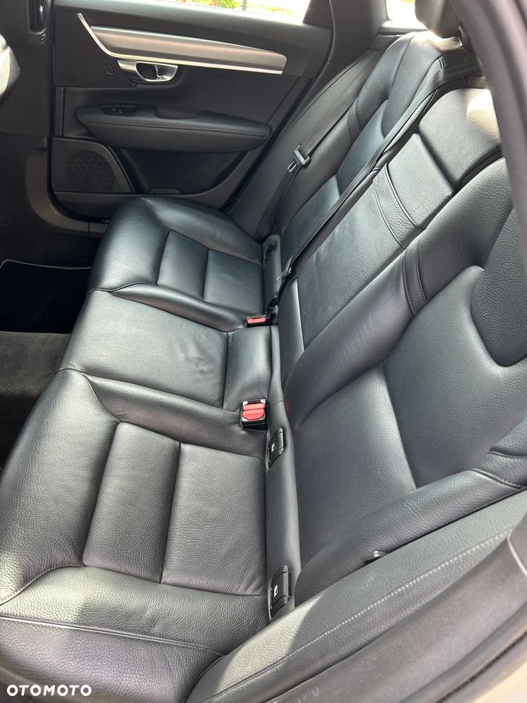 Volvo V90 D5 AWD Momentum - 12