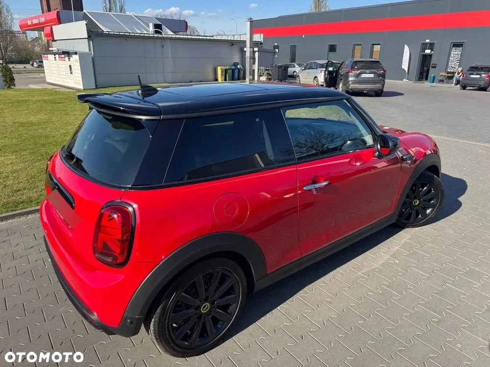 MINI Cooper SE - 12