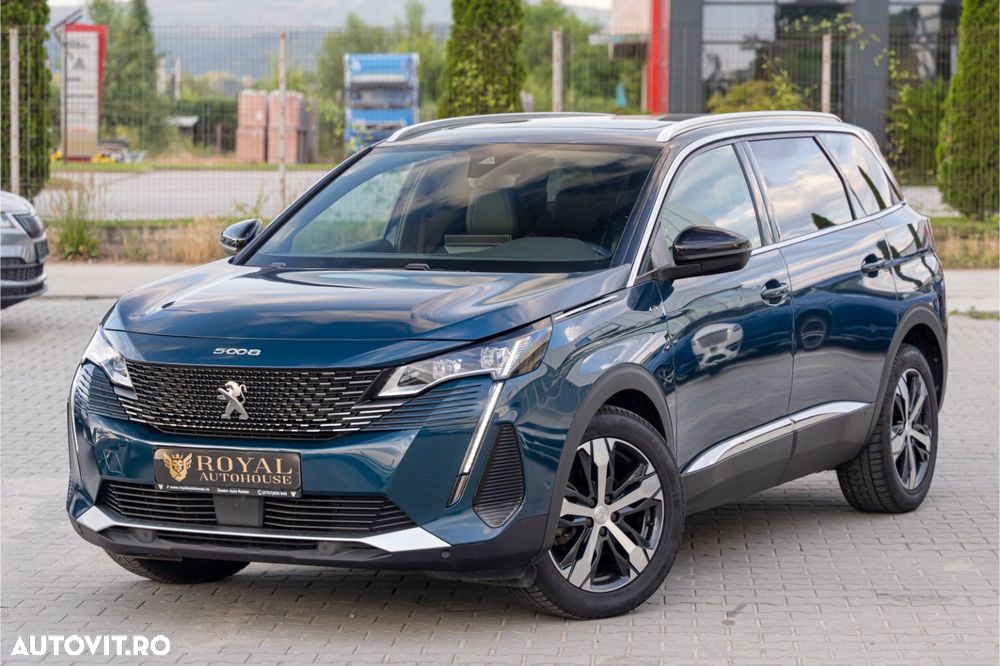 PEUGEOT 5008 2021