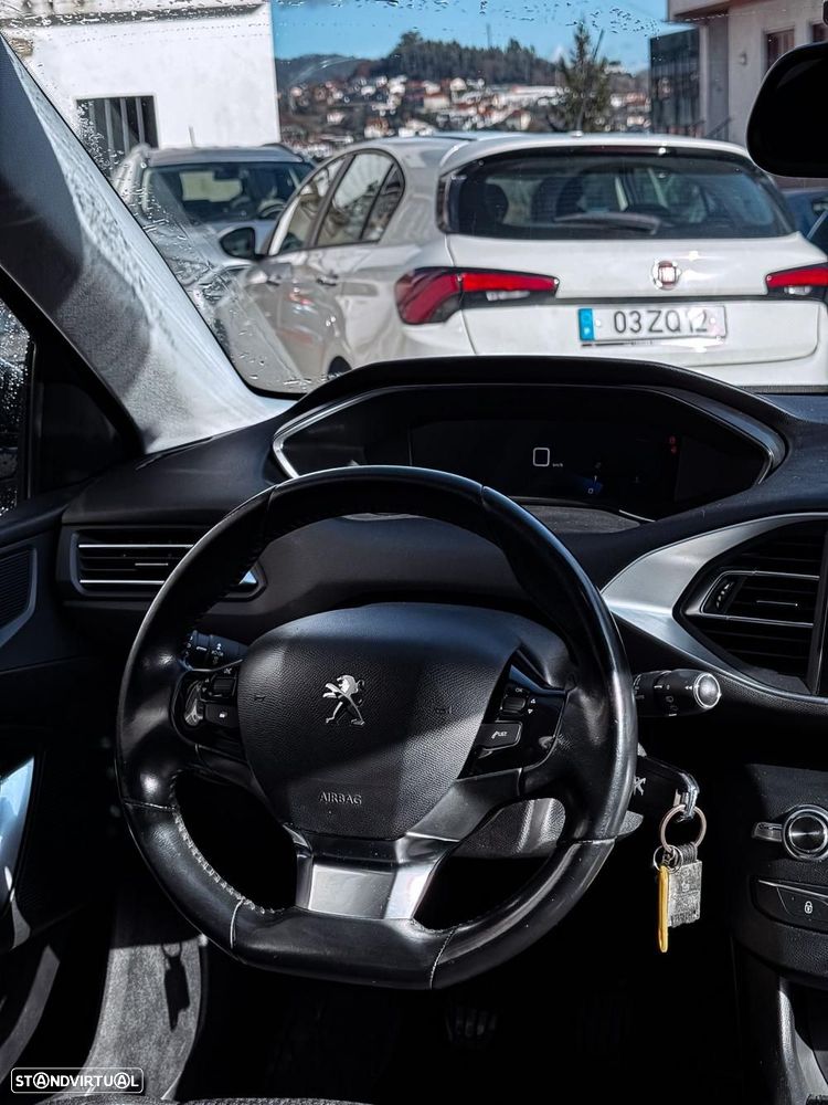 Peugeot 308 1.5 BlueHDi Style - 10
