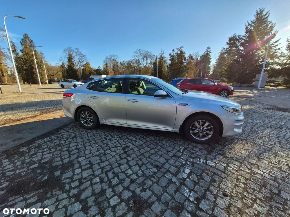Kia Optima 1.7 CRDI M - 4