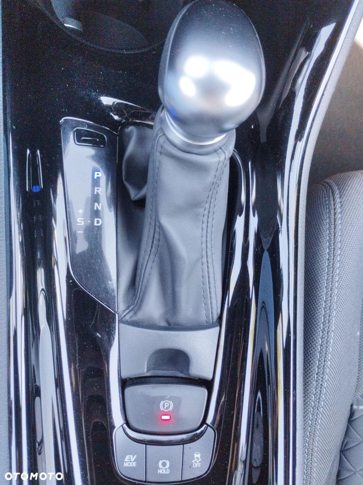 Toyota C-HR 2.0 Hybrid Style - 21