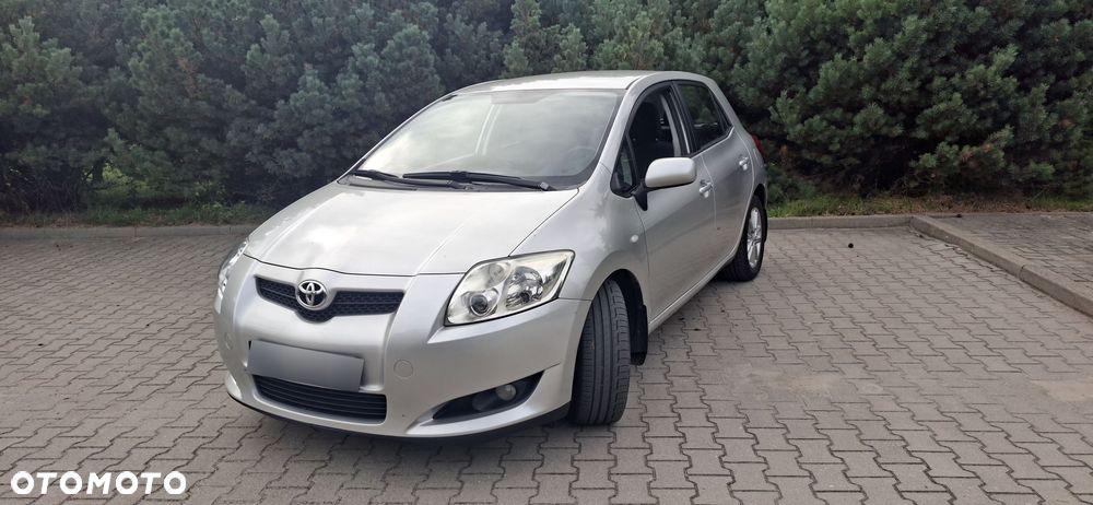 Toyota Auris - 4