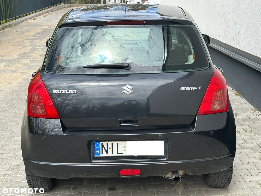 Suzuki Swift 1.3 DDiS 16v GLX - 5