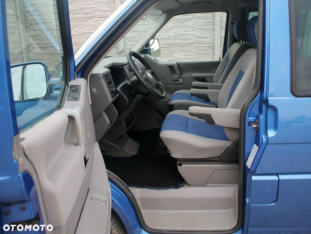 Volkswagen Multivan - 6