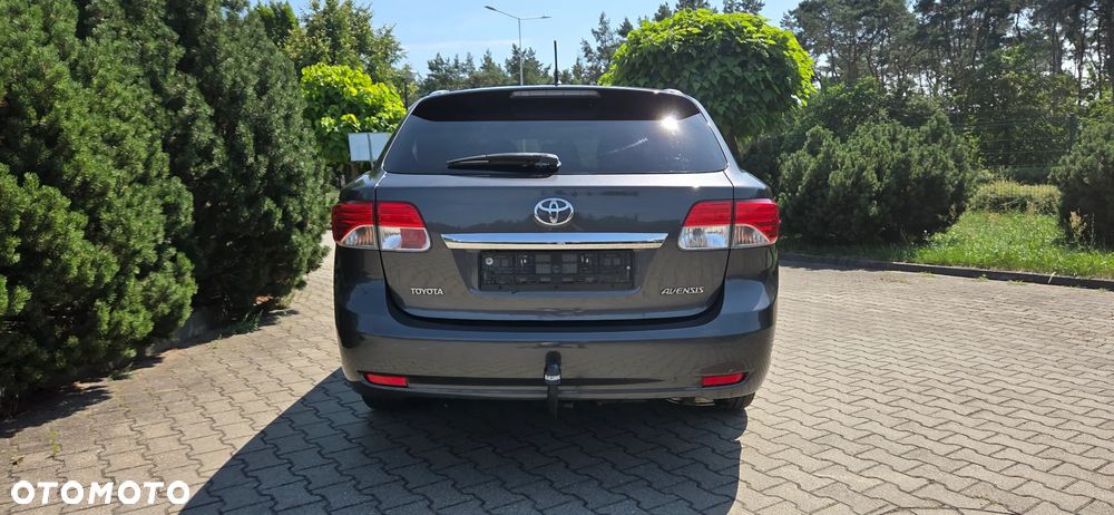 Toyota Avensis 1.8 Premium - 7