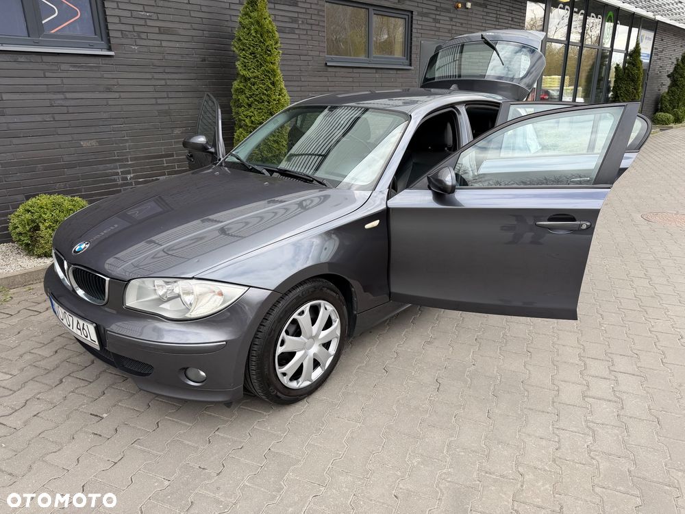 BMW Seria 1 116i - 8