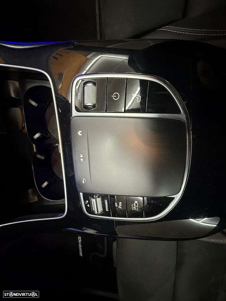 Mercedes-Benz E 300 de 9G-TRONIC AMG Line - 19