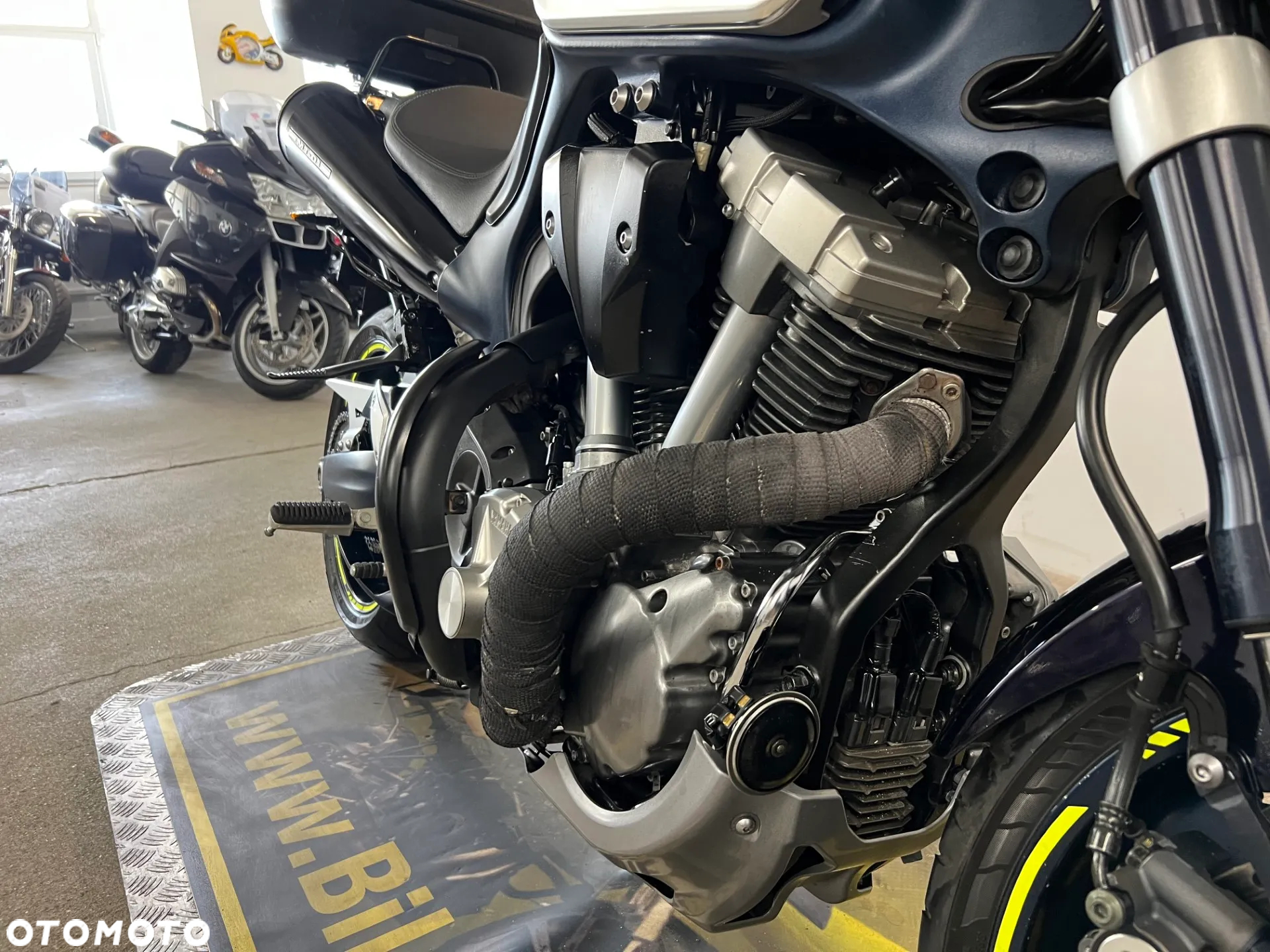 Yamaha MT - 12