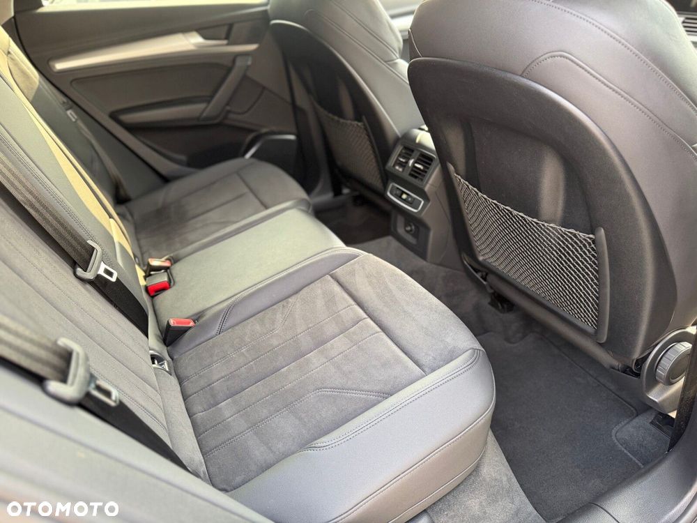 Audi Q5 Sportback - 12