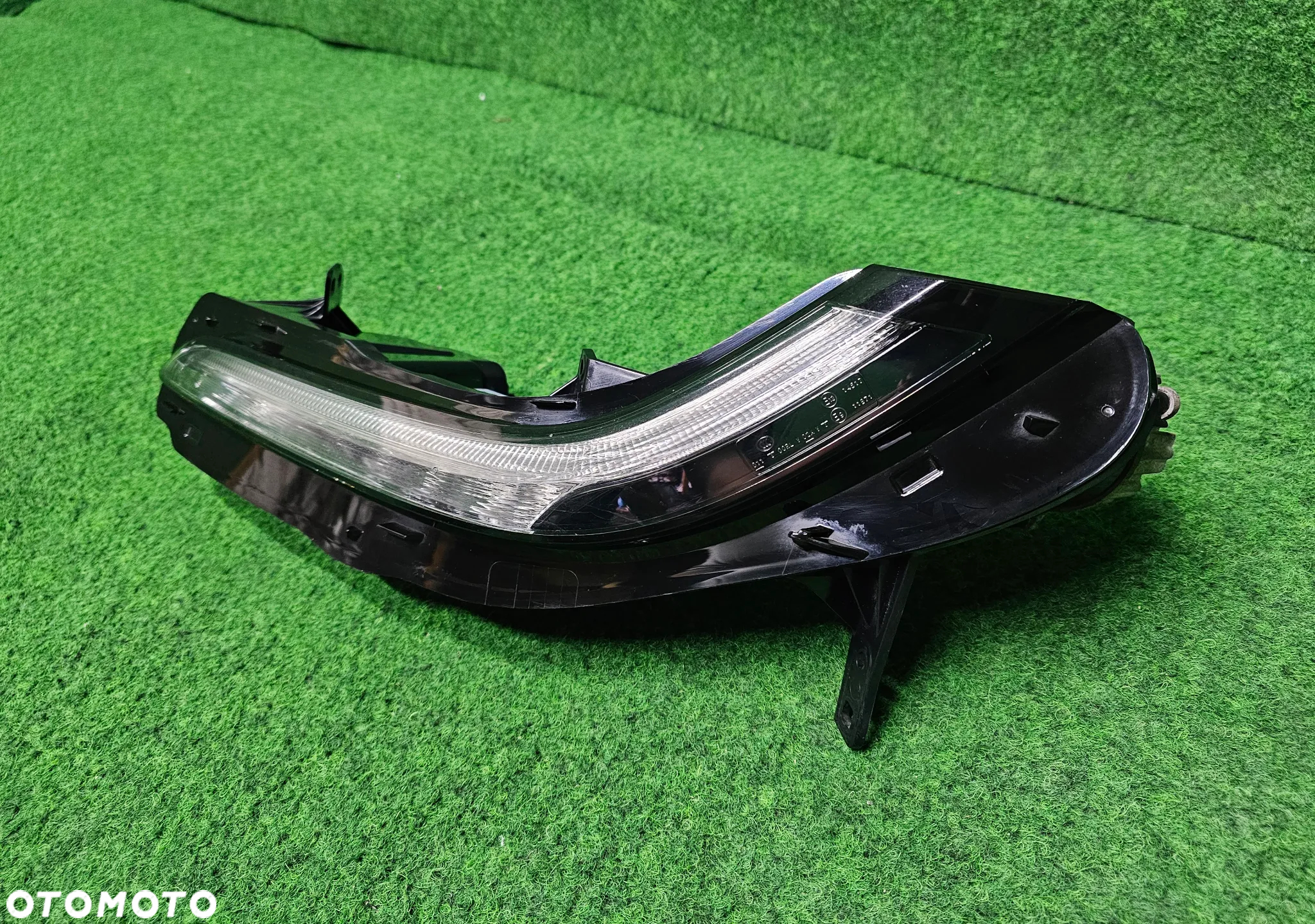 RENAULT TALISMAN ----> HALOGEN LEWY PRZÓD DRL // LED - 3