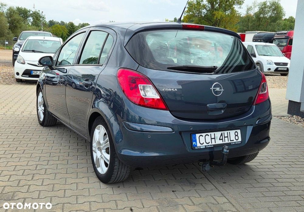 Opel Corsa 2010 photo 4