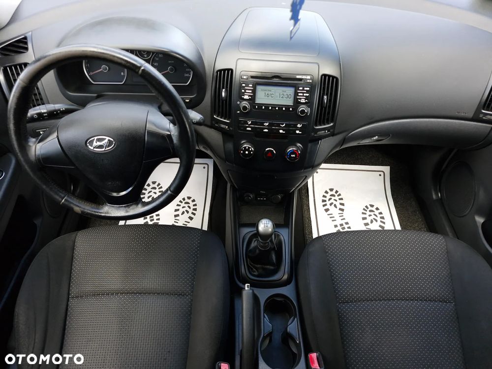 Hyundai i30 1.4 Classic - 28